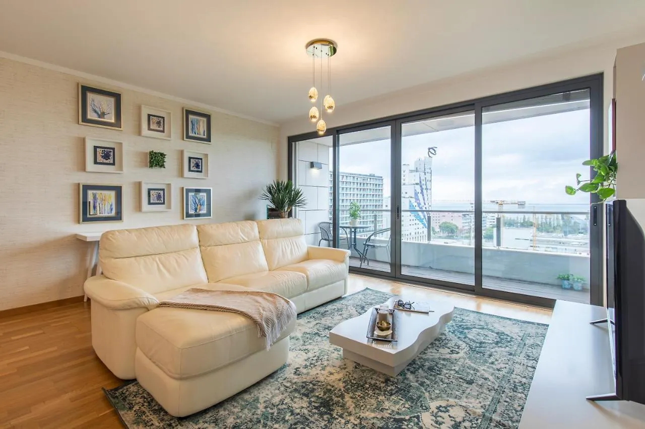 River View Apartment By Lisbon Heart