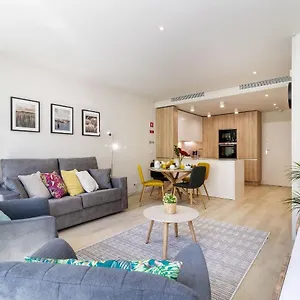  Apartamento Modern & Stylish In Av. Da Liberdade By Lovelystay